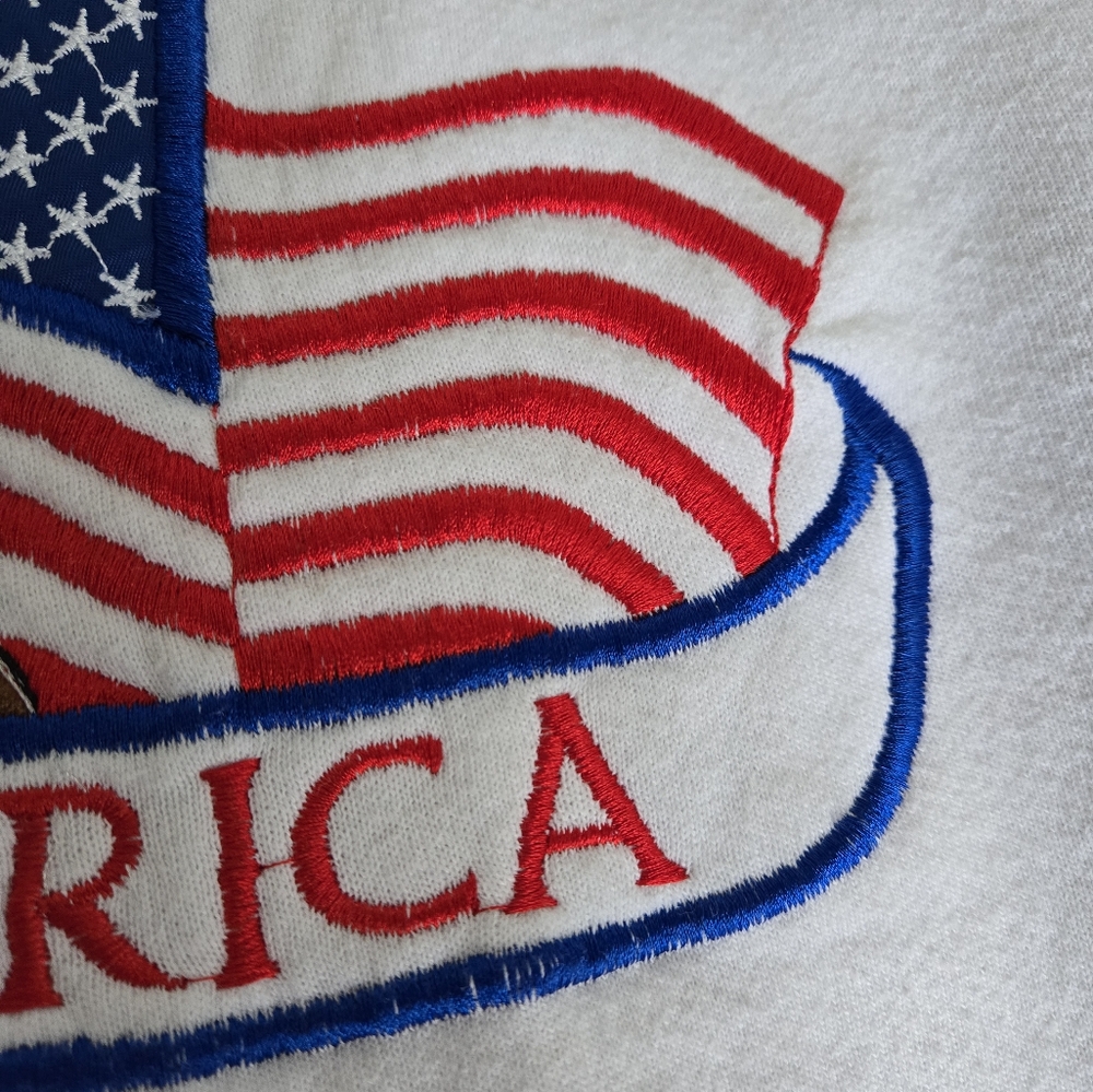 BWear 90s USA Embroidered Eagle America Patriot White Sweatshirt Size 2XL - Picture 8 of 16